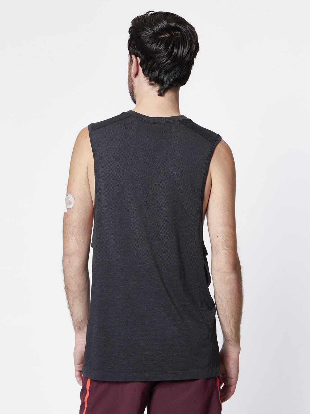METAL VENT TECH SLEEVELESS