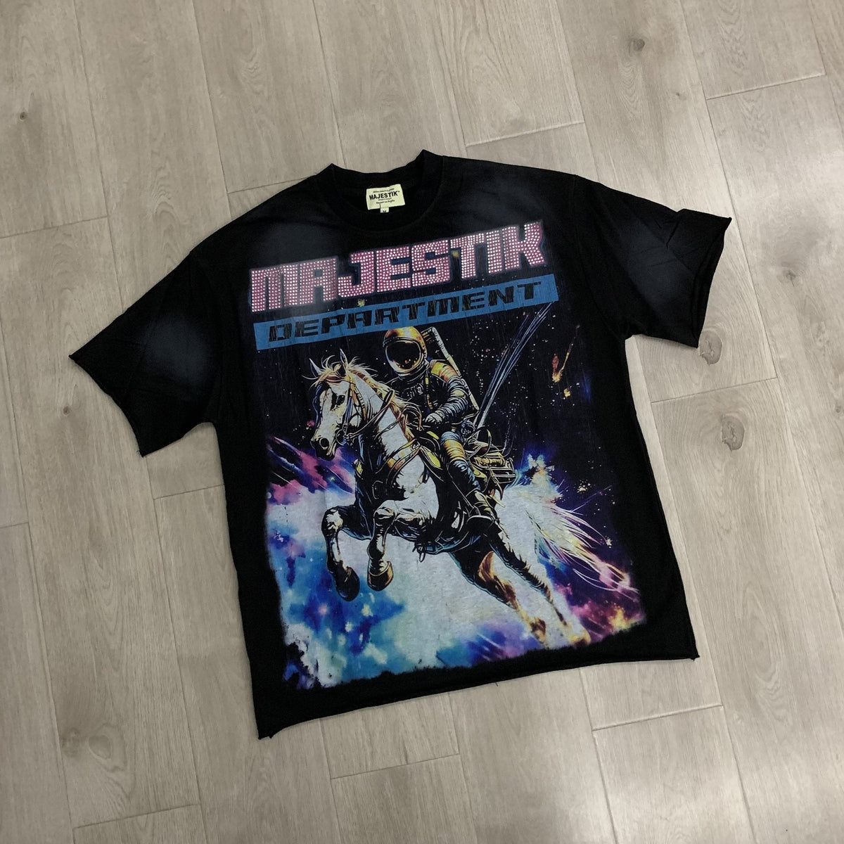MAJESTIK Astronaut Horse Graphic T-Shirt