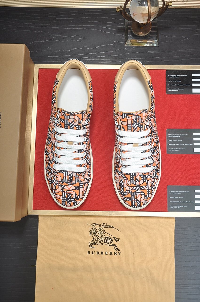 Burberry Orange Geometric Low-Top Sneakers