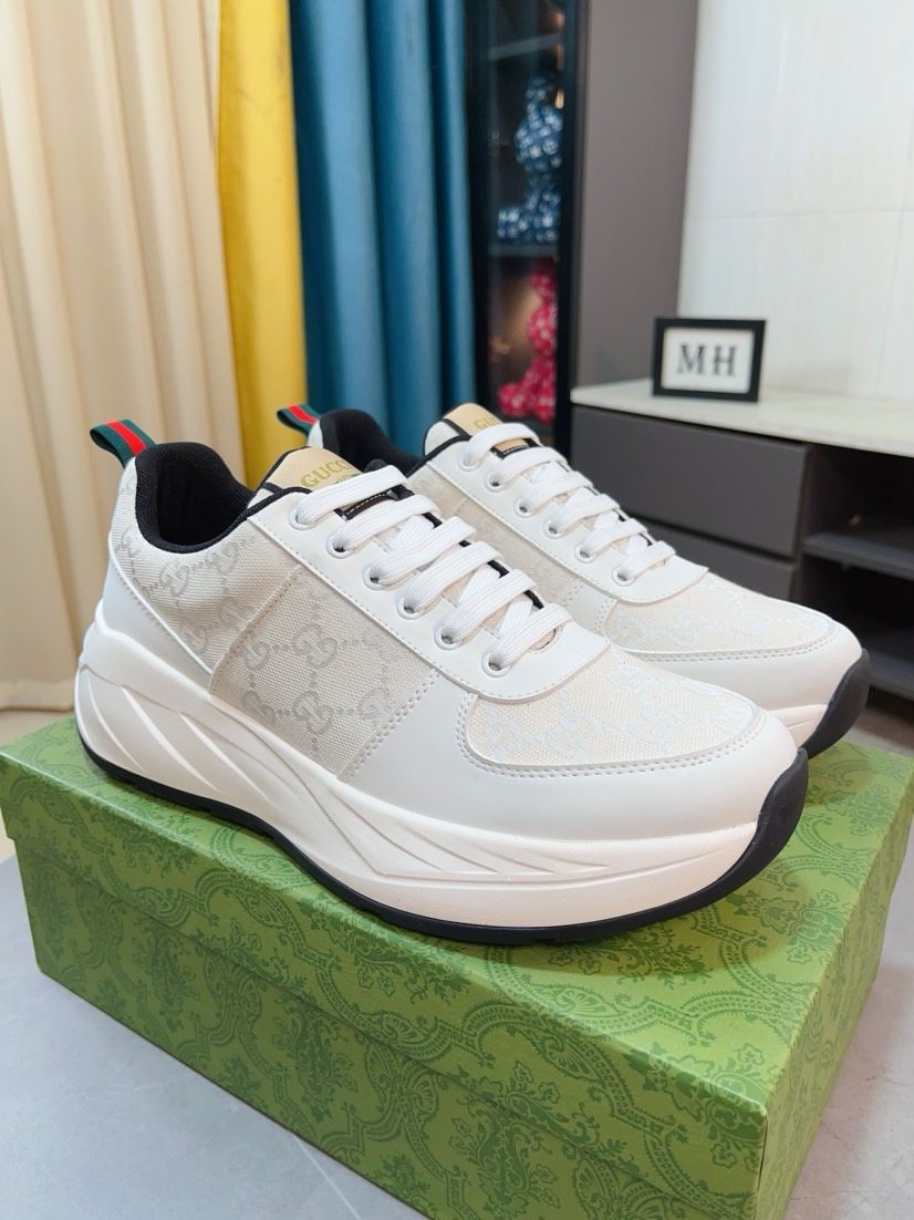 Gucci Men's Patterned Lace-Up Low-Top Sneakers